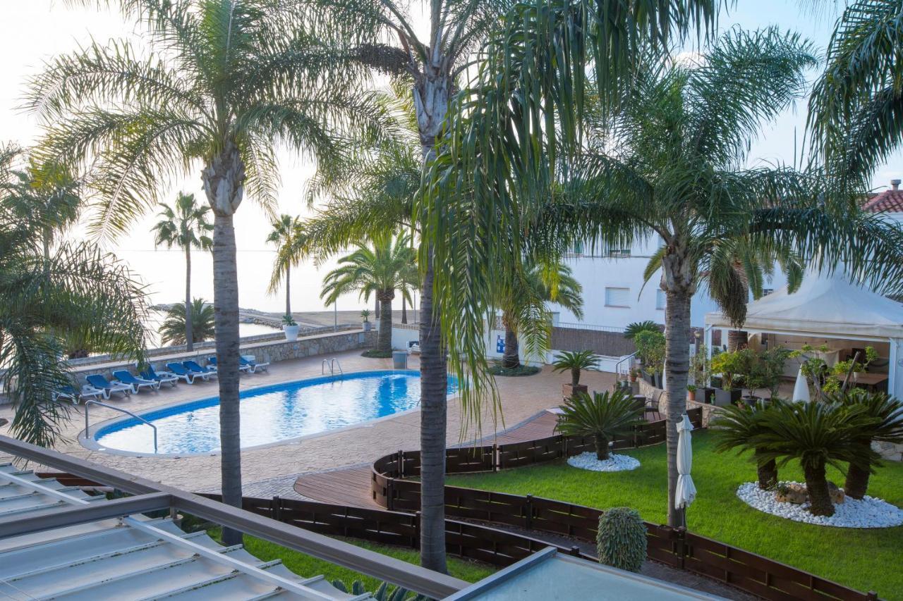 Hotel Miami Mar Sant Carlos de la Ràpita エクステリア 写真