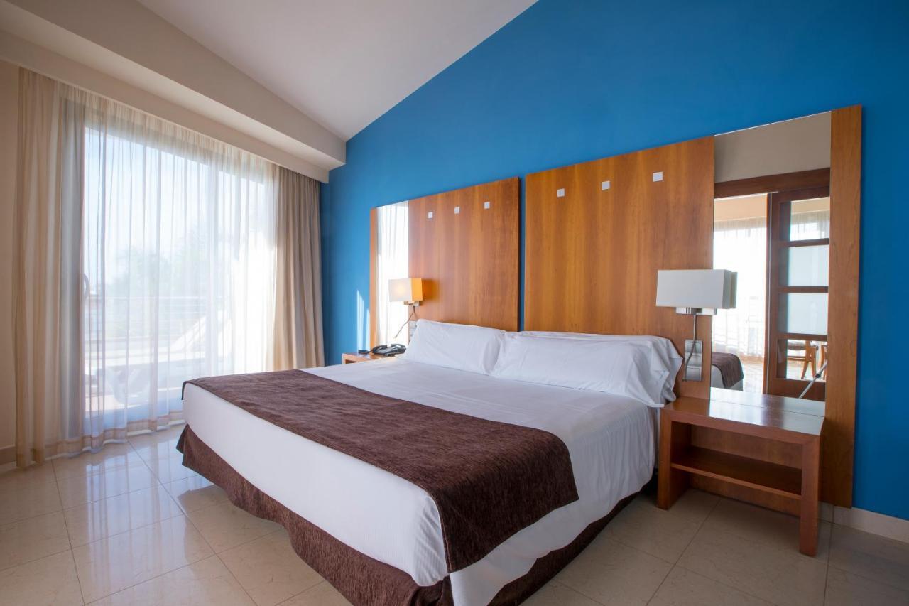 Hotel Miami Mar Sant Carlos de la Ràpita エクステリア 写真