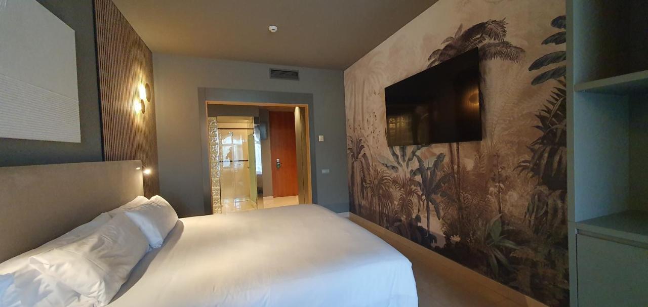 Hotel Miami Mar Sant Carlos de la Ràpita エクステリア 写真