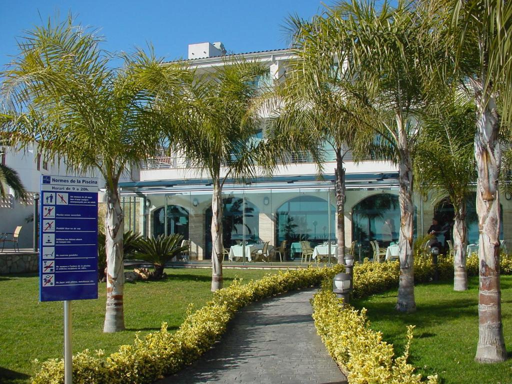 Hotel Miami Mar Sant Carlos de la Ràpita エクステリア 写真